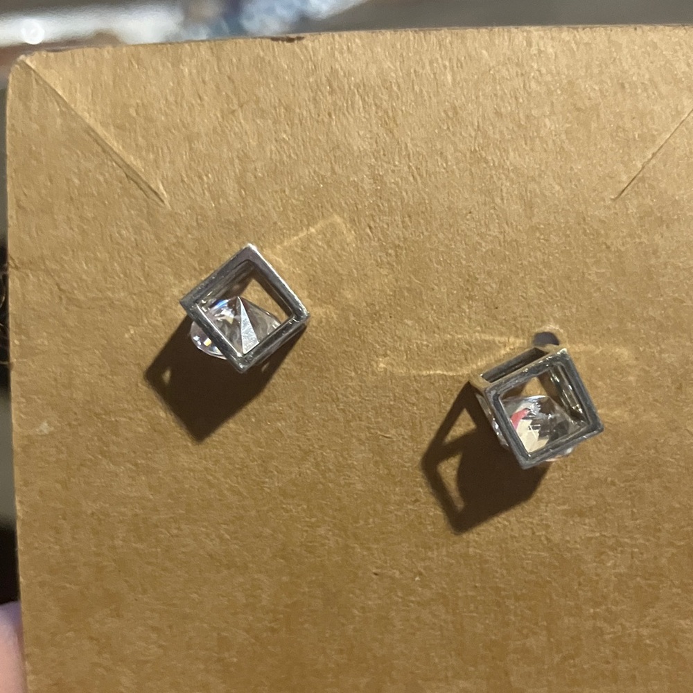 Elegant Silver Cube Stud Earrings